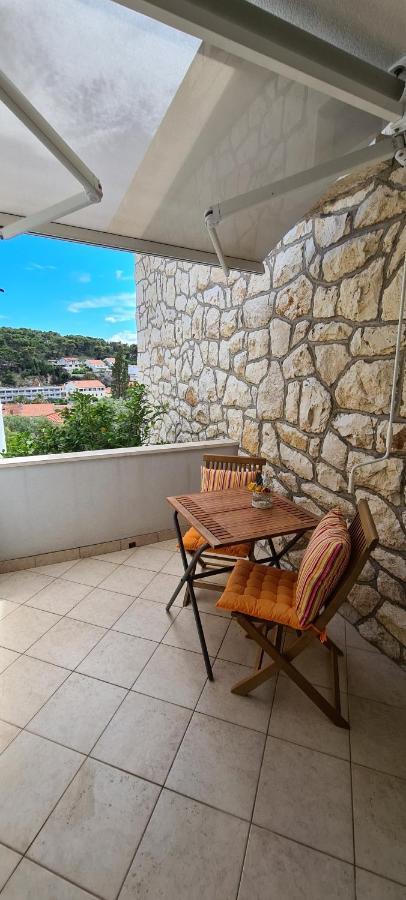 Apartments Antonia Hvar Town Bagian luar foto