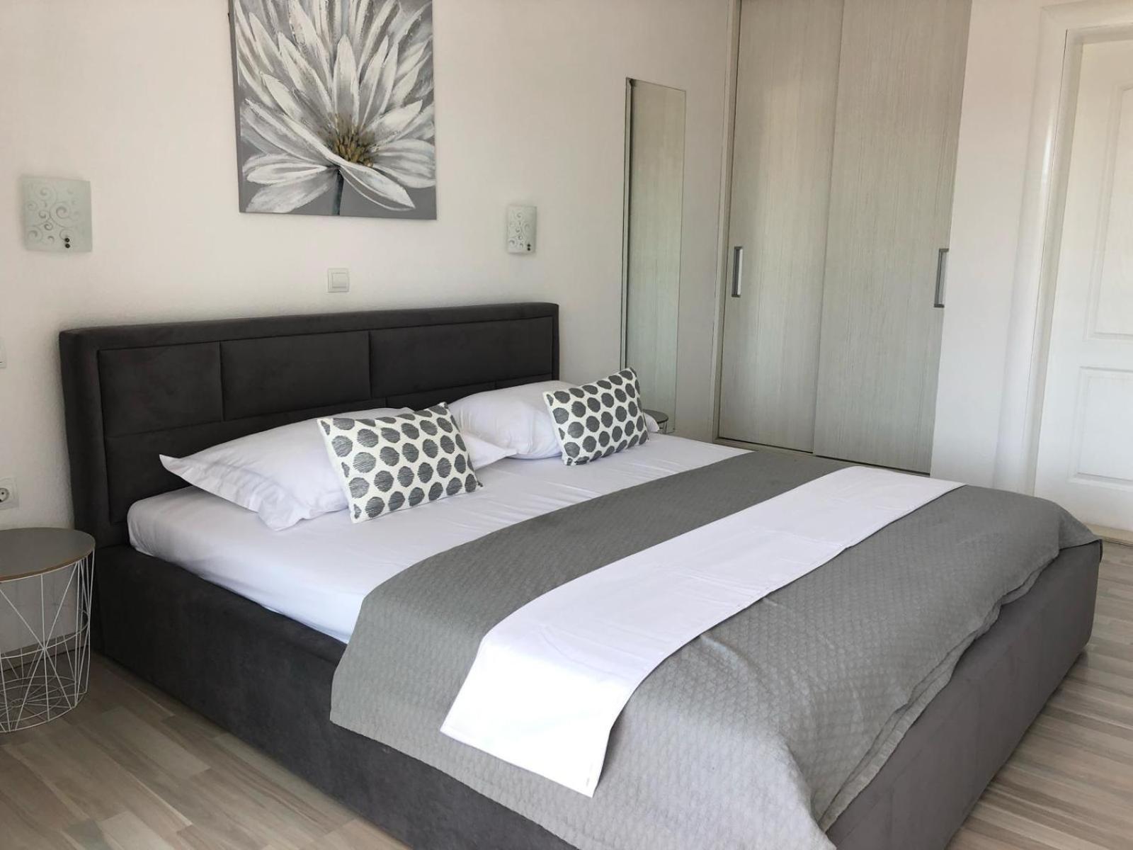 Apartments Antonia Hvar Town Bagian luar foto