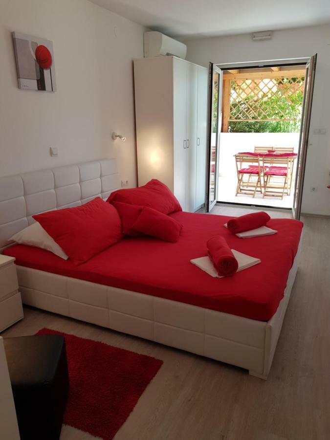 Apartments Antonia Hvar Town Bagian luar foto